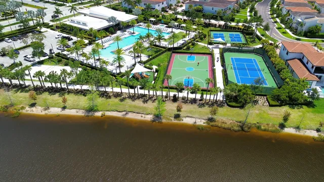 Alton Homes Palm Beach Gardens Residence photo 31