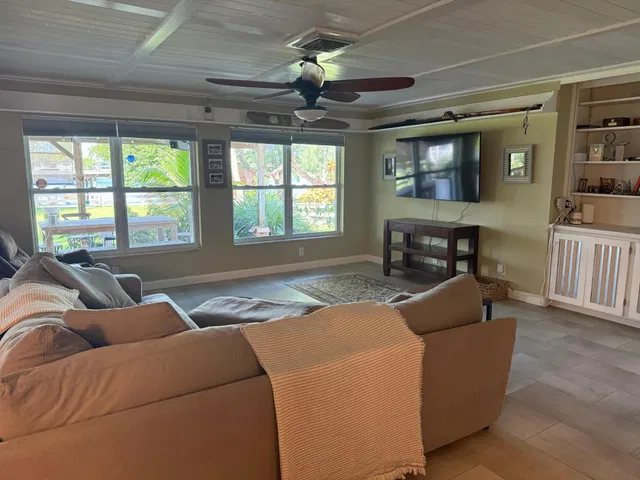 Residence photo 21