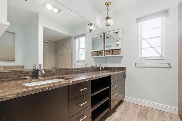 Residence photo 36