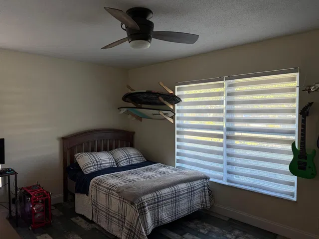 Residence photo 93