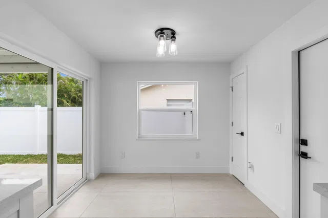 Residence photo 9