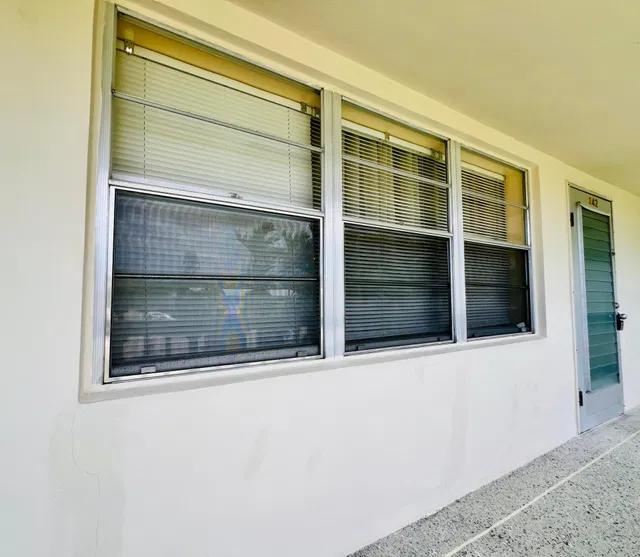Residence photo 12