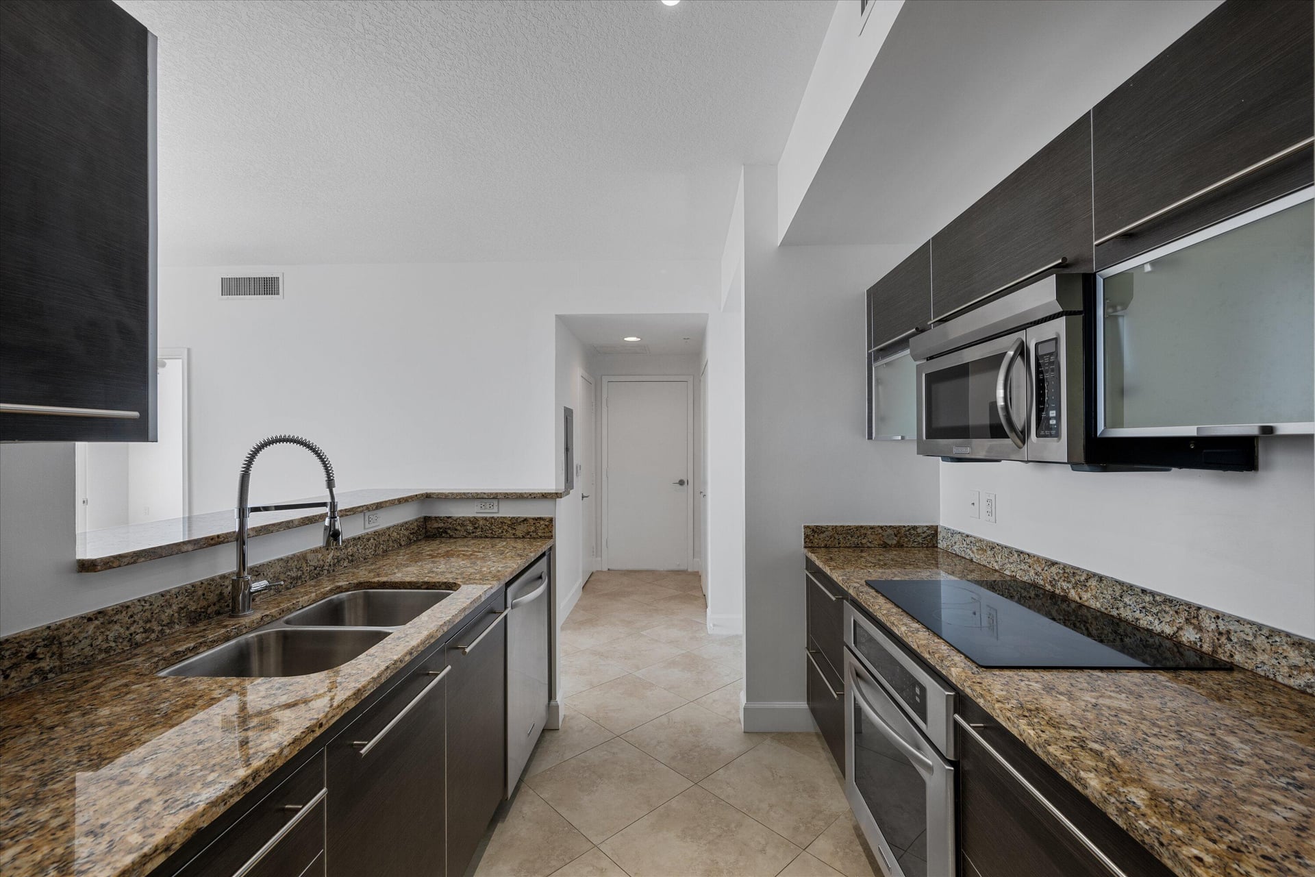 CityPlace South Tower Unit 1605 photo 4