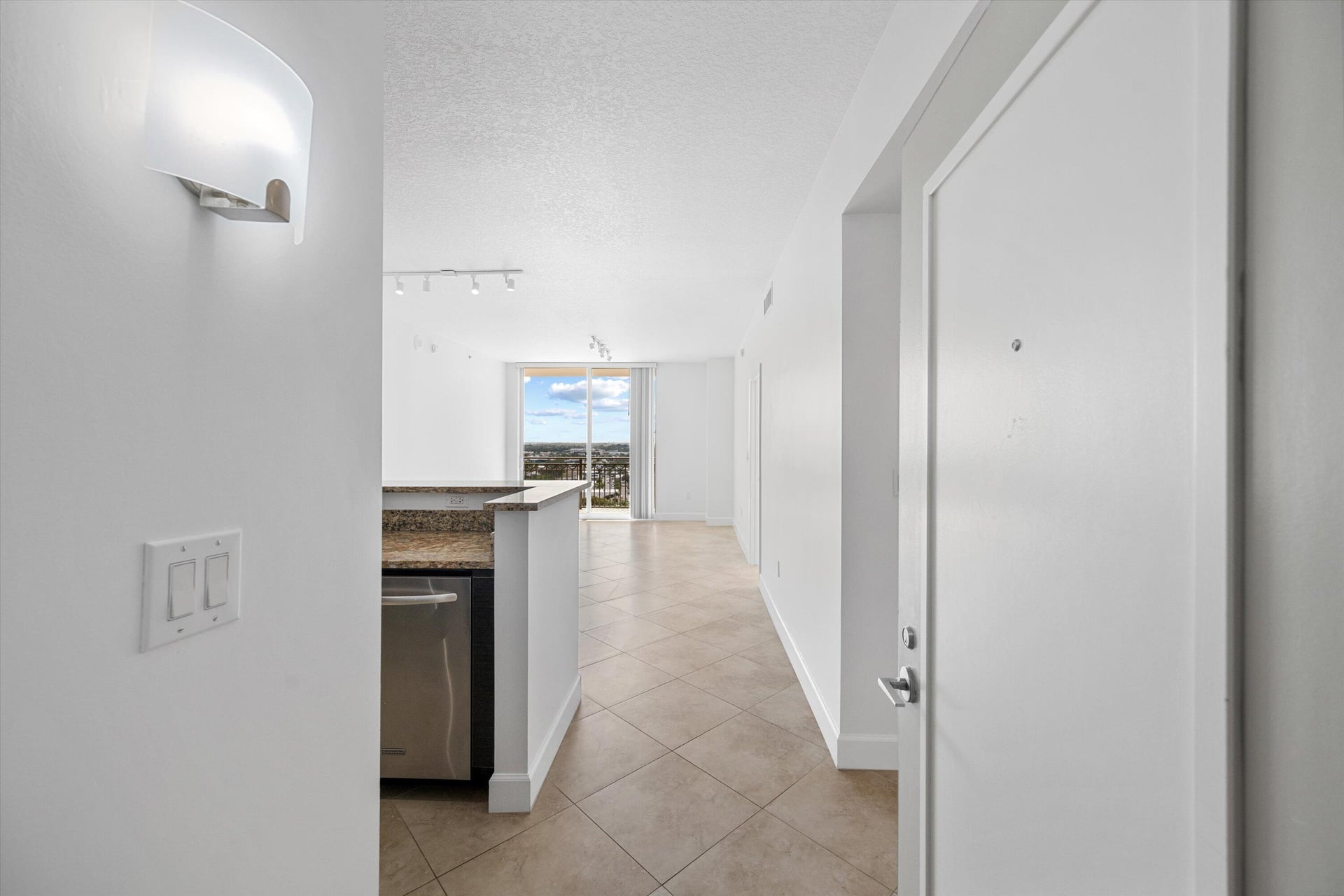 CityPlace South Tower Unit 1605 photo 7