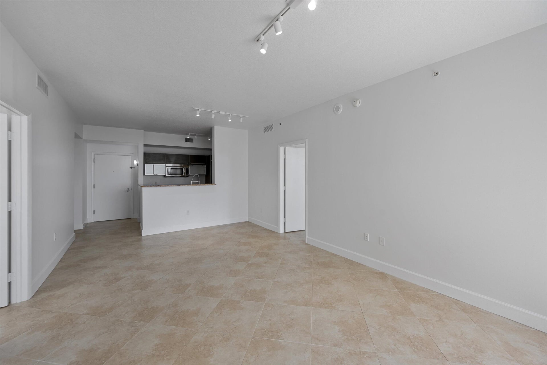 CityPlace South Tower Unit 1605 photo 8