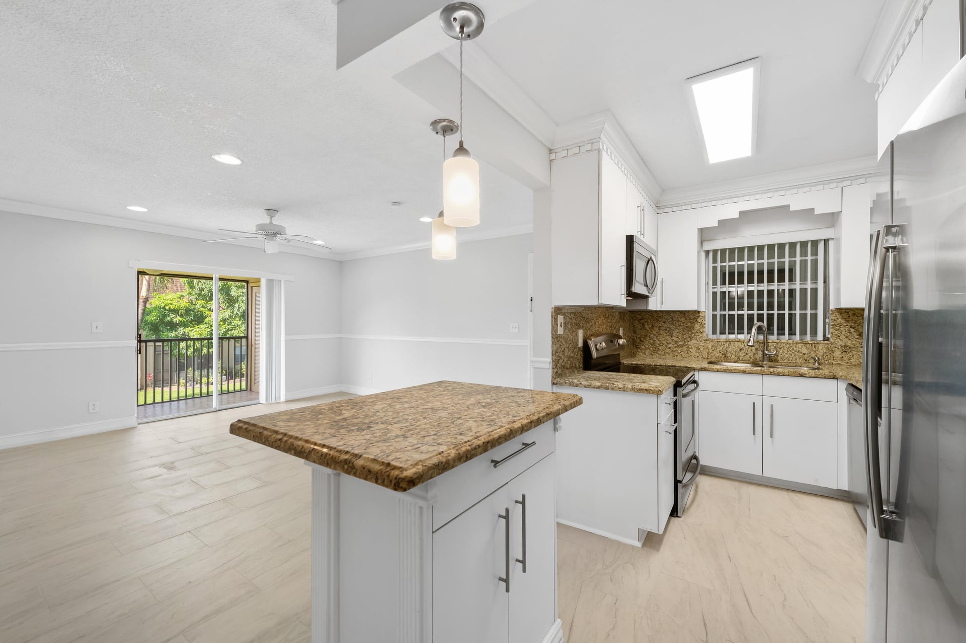  Unit 470f photo 23