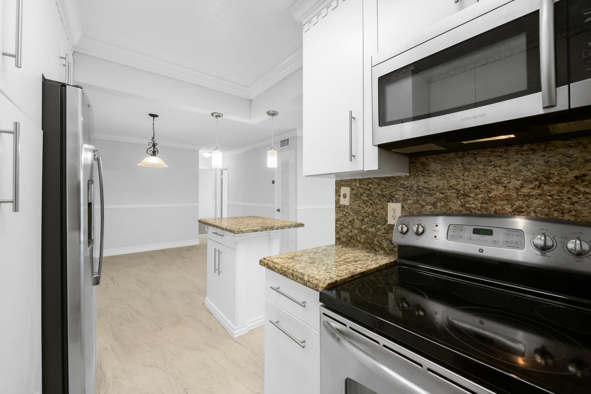  Unit 470f photo 26