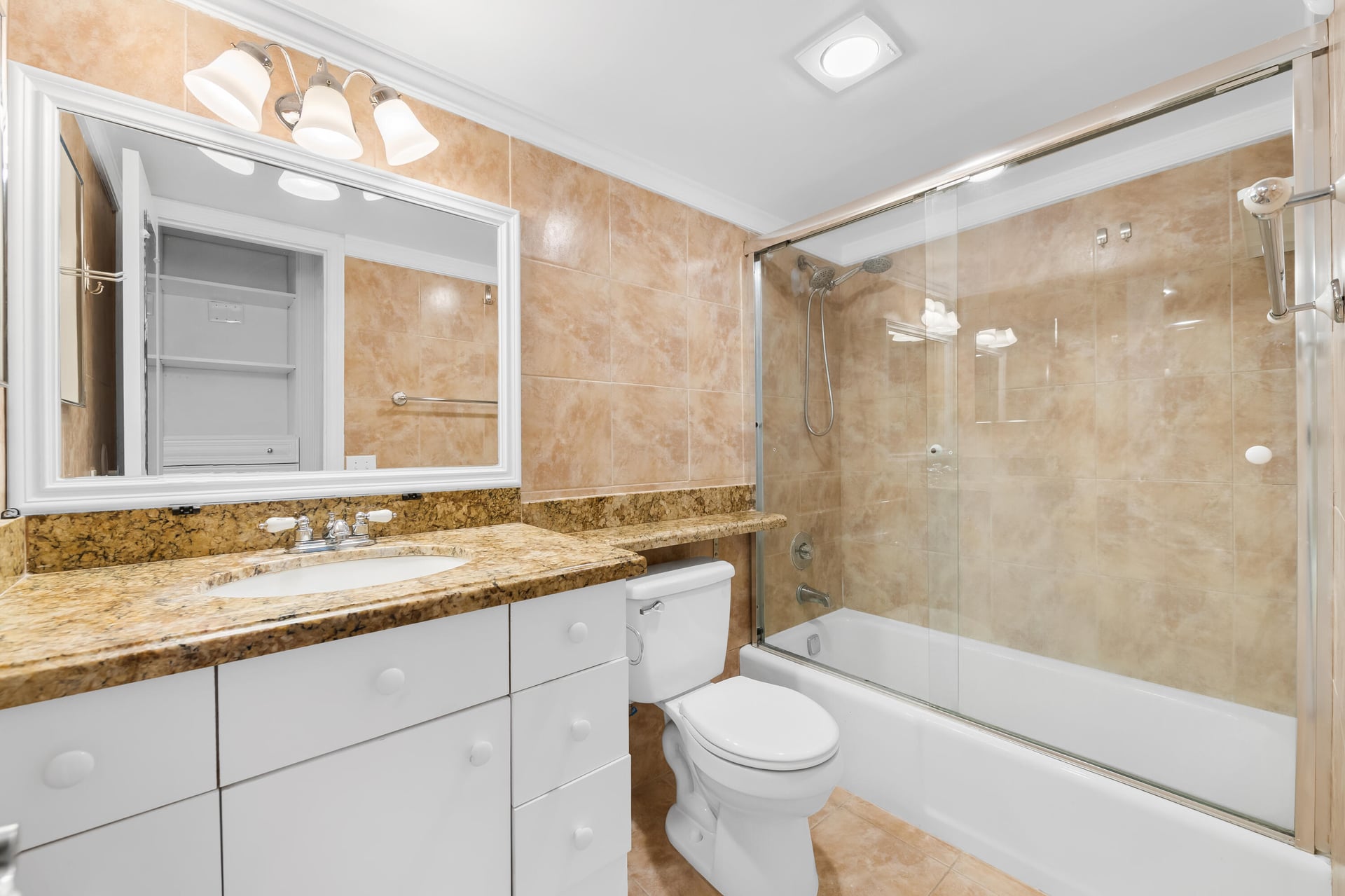  Unit 470f photo 29