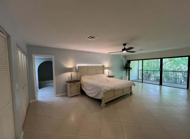  Unit 202 photo 9