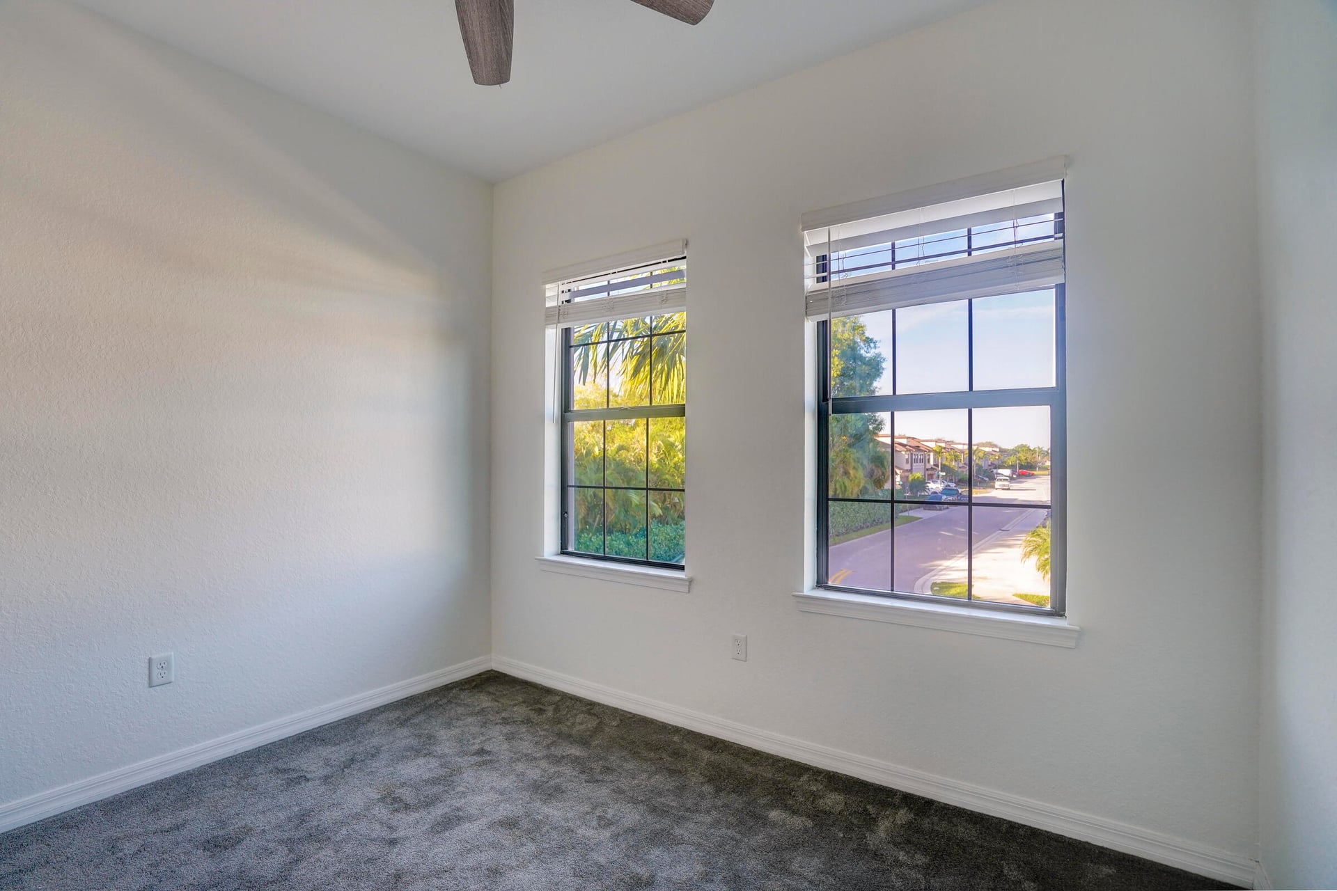  Residence photo 17