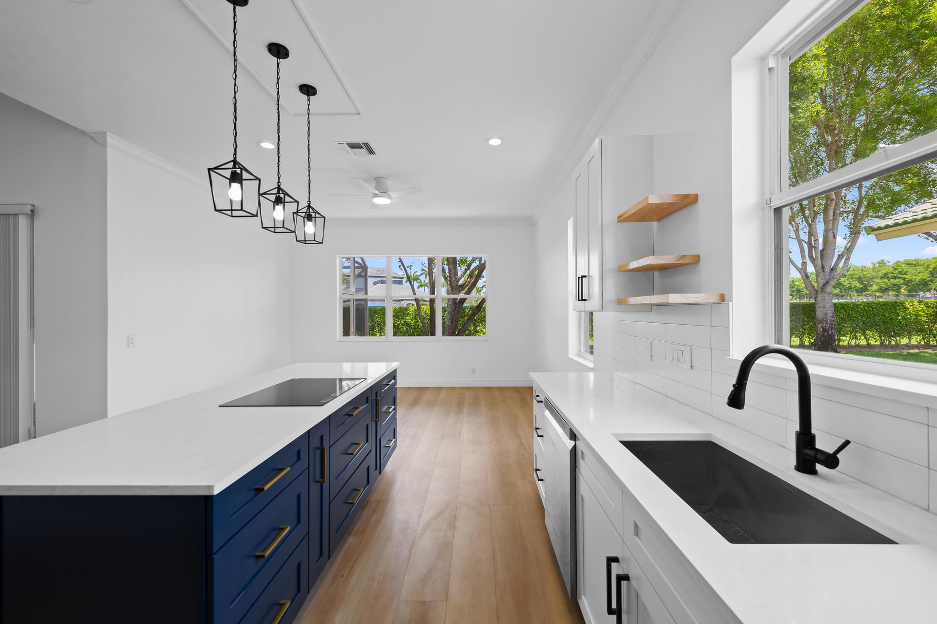  Residence photo 4