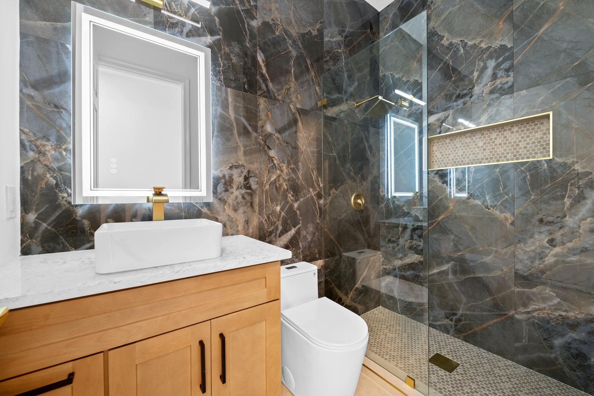 Residence photo 12