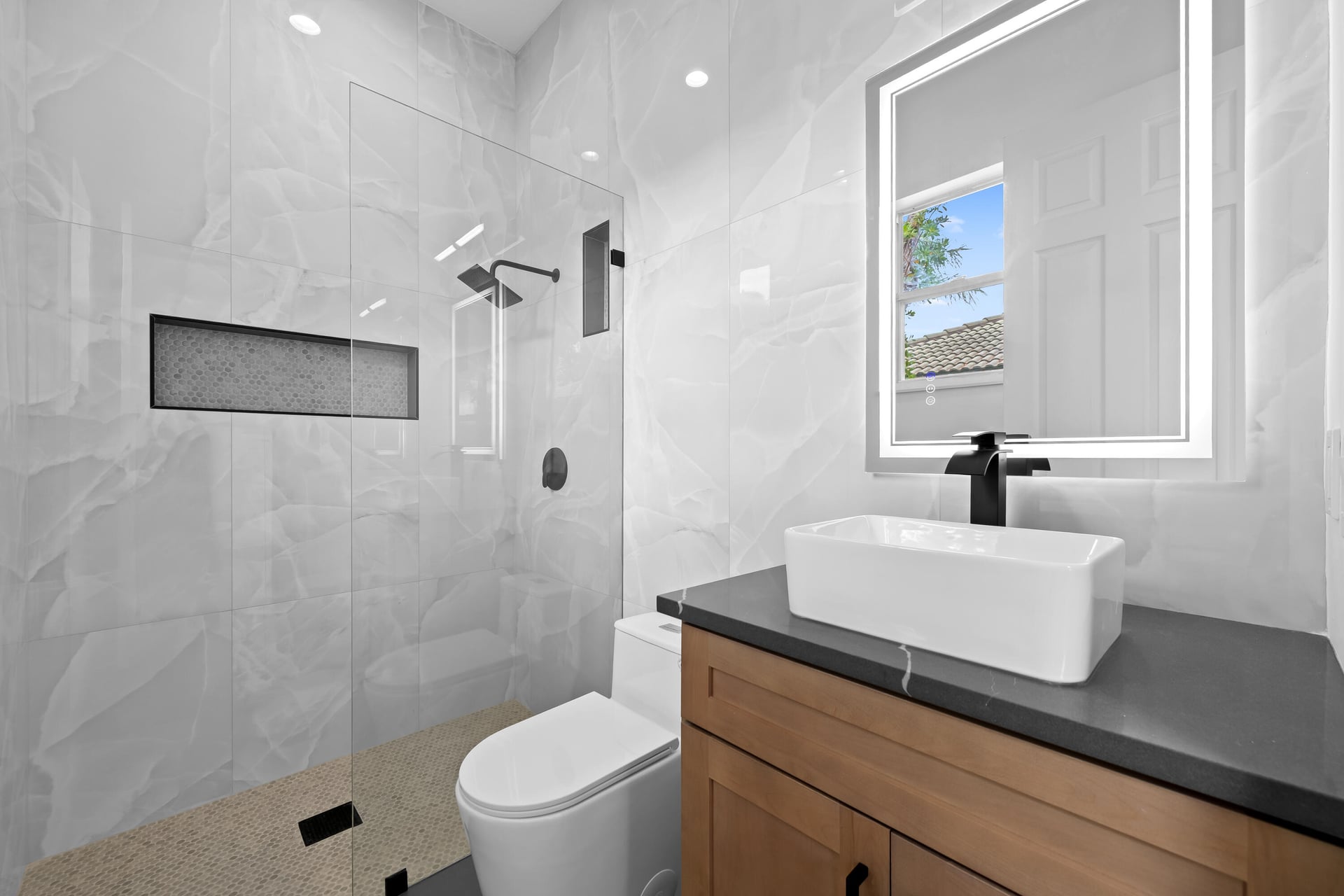  Residence photo 15
