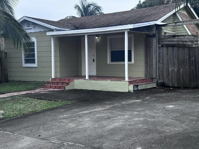 Residence photo 6