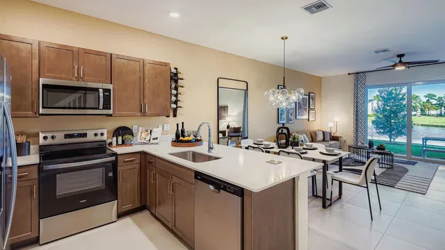 Residence photo 18