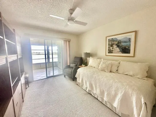 Residence photo 12