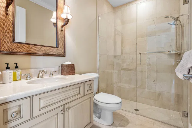 Residence photo 20