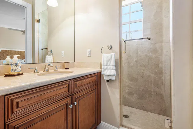 Residence photo 34