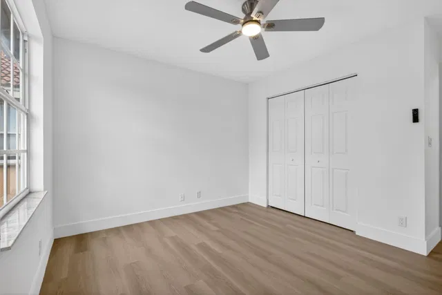 Residence photo 22