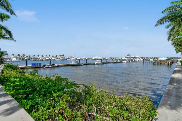 Flagler Landing Unit 206 photo 29