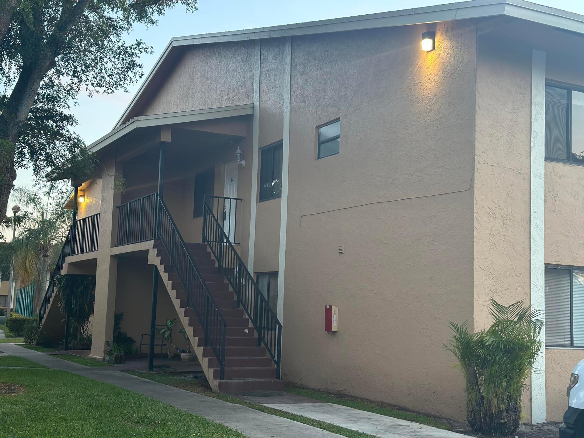Unit 219 photo 2