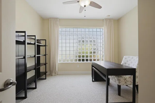  Residence photo 22