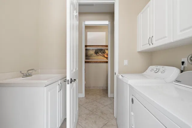  Residence photo 26