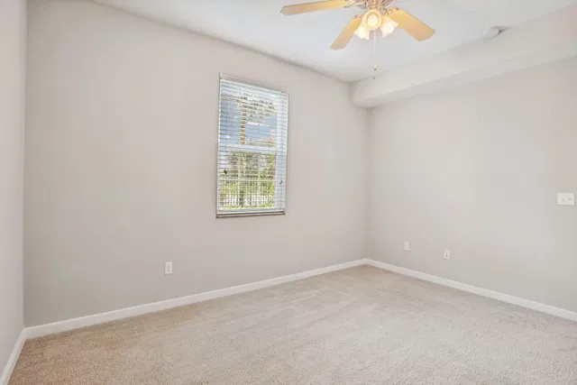 Unit 302 photo 17