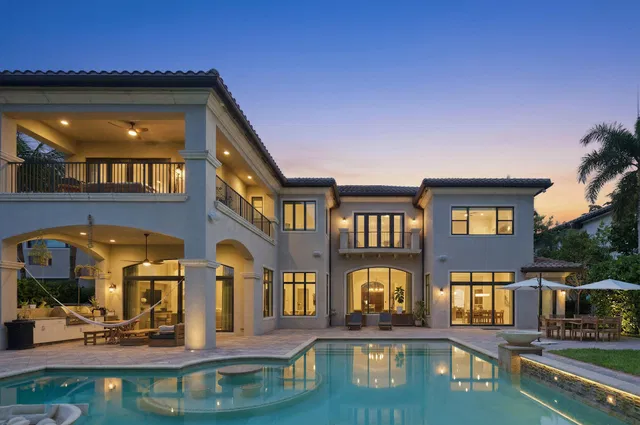 Residence photo 2
