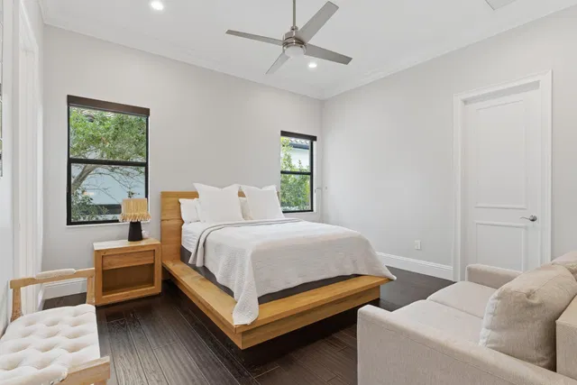 Residence photo 53
