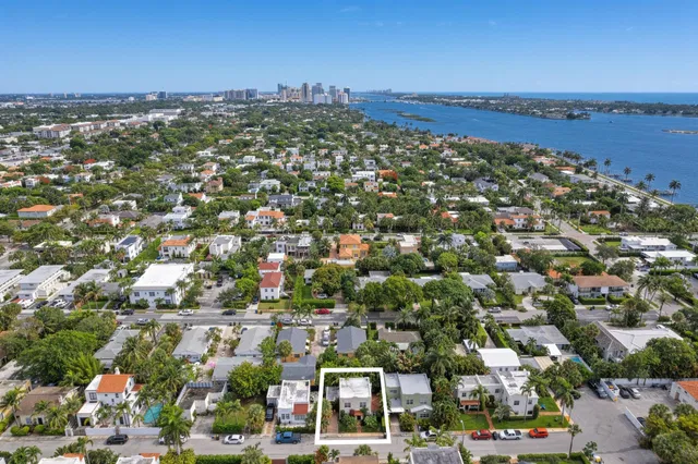 West Palm Beach Residence photo 19