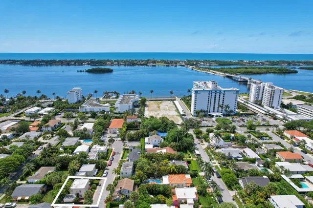 West Palm Beach Residence photo 21