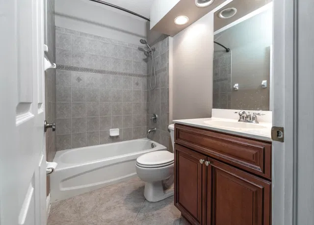  Residence photo 30