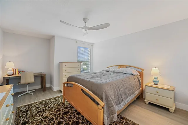 Residence photo 30