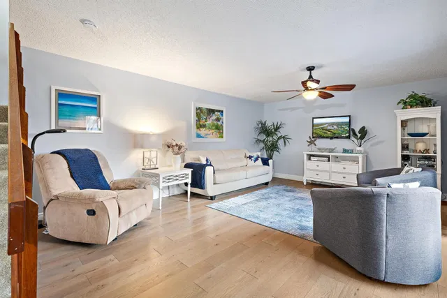 Residence photo 4