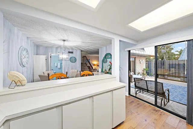 Residence photo 9