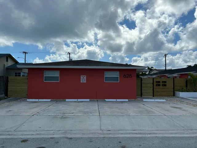 Residence photo 2