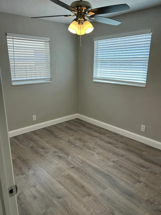 Residence photo 12