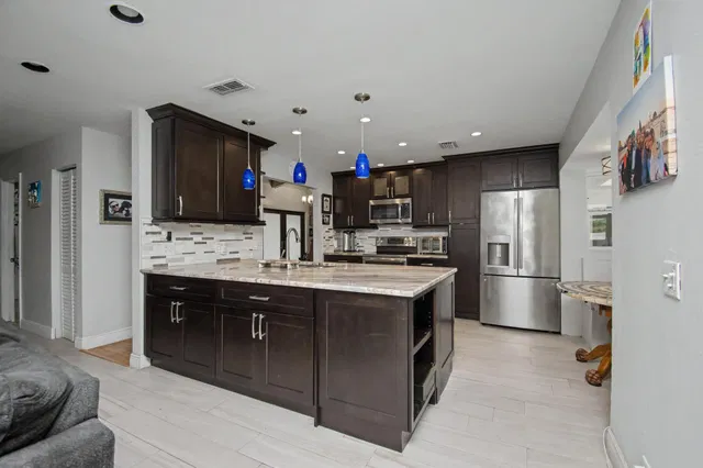 Thornhill Green Residence photo 10