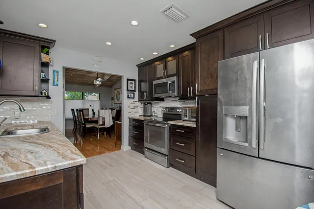 Thornhill Green Residence photo 12