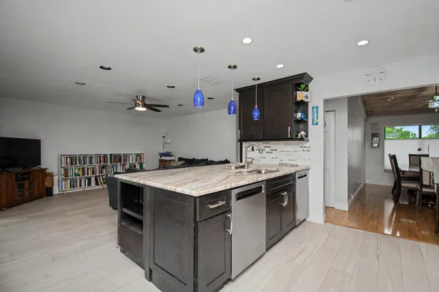 Thornhill Green Residence photo 15
