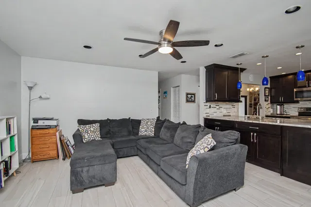 Thornhill Green Residence photo 21