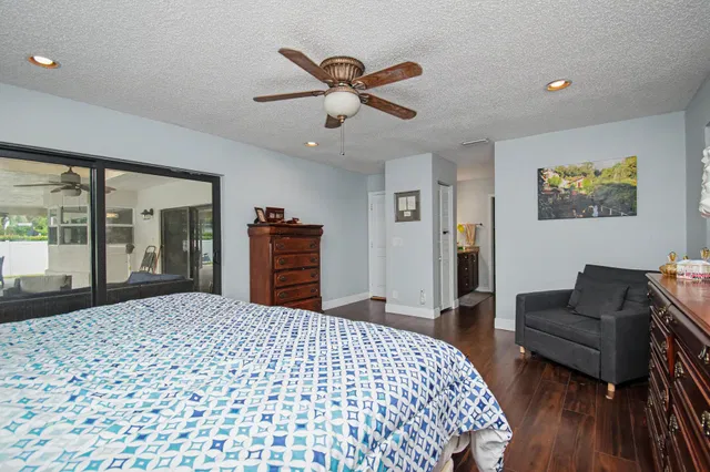Thornhill Green Residence photo 25