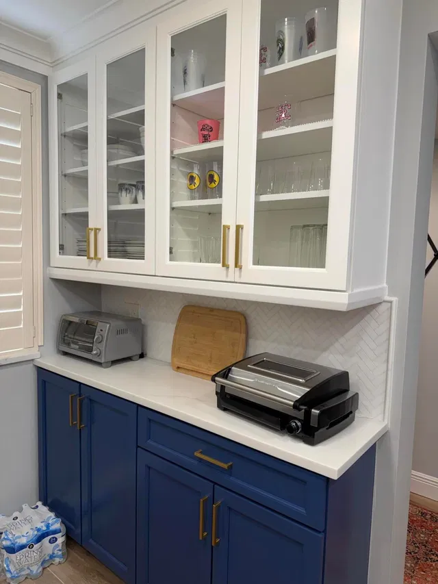 Unit 105 photo 11