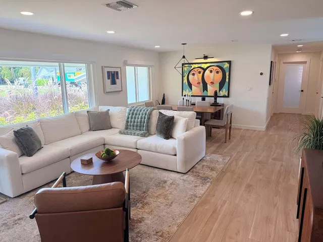 Residence photo 4