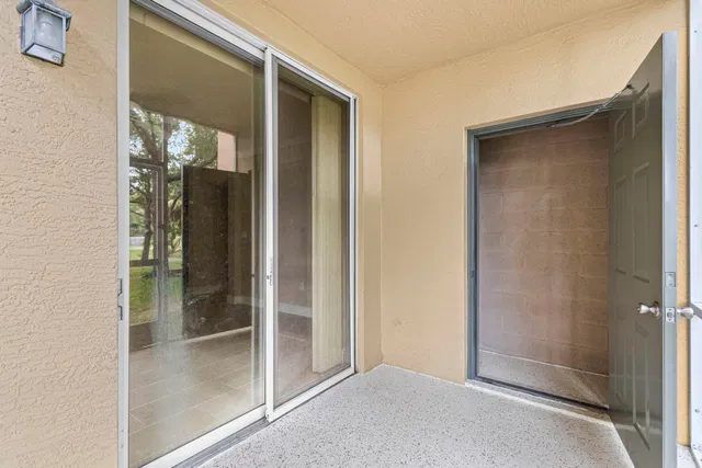 Unit 103 photo 5