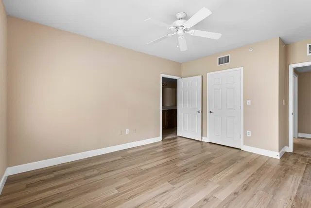 Unit 103 photo 22