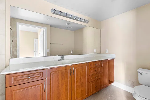 Unit 103 photo 25