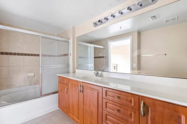 Unit 103 photo 26