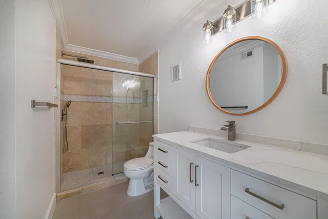 Unit 12-106 photo 23